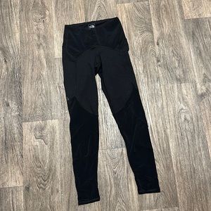 North Face full length leggings, with mesh inserts. Black. Size XS